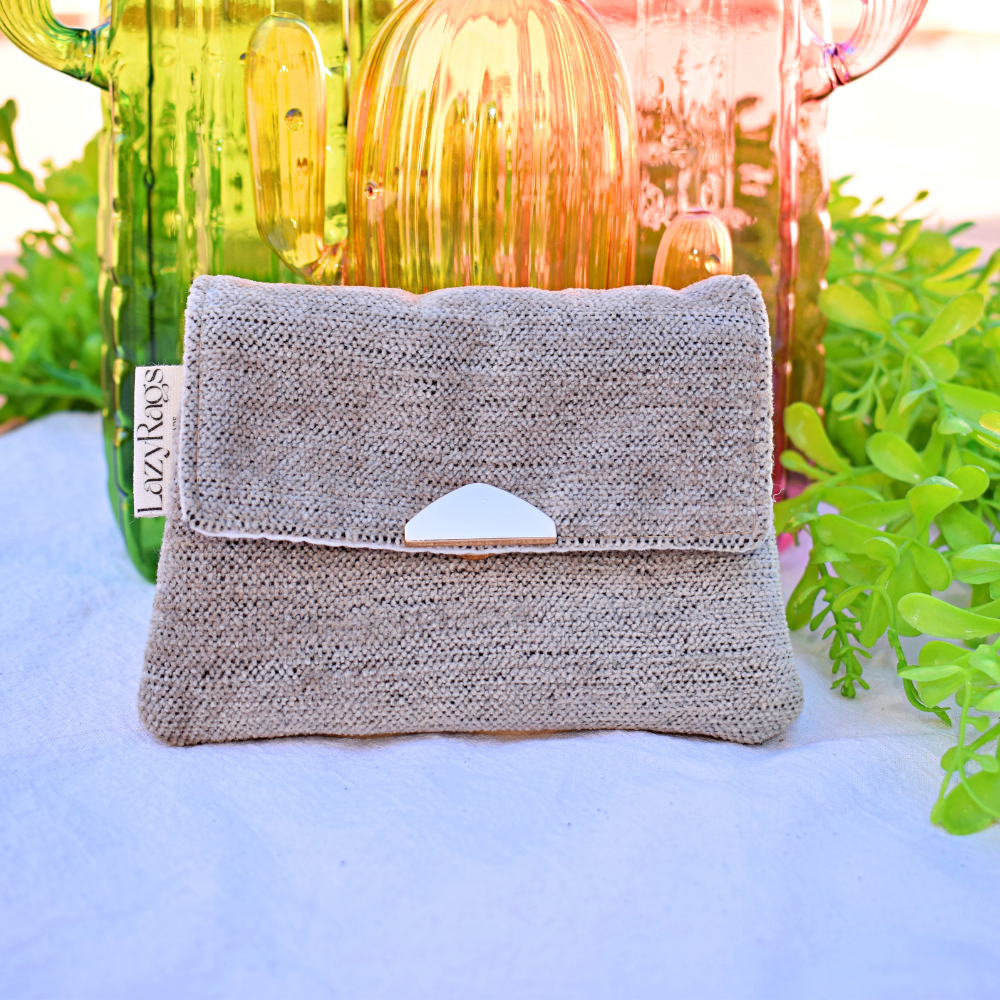 The Flap Pouch (Khaki)